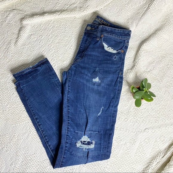 American Eagle Outfitters Denim - American eagle slim high-rise ripped jeans size 30x32